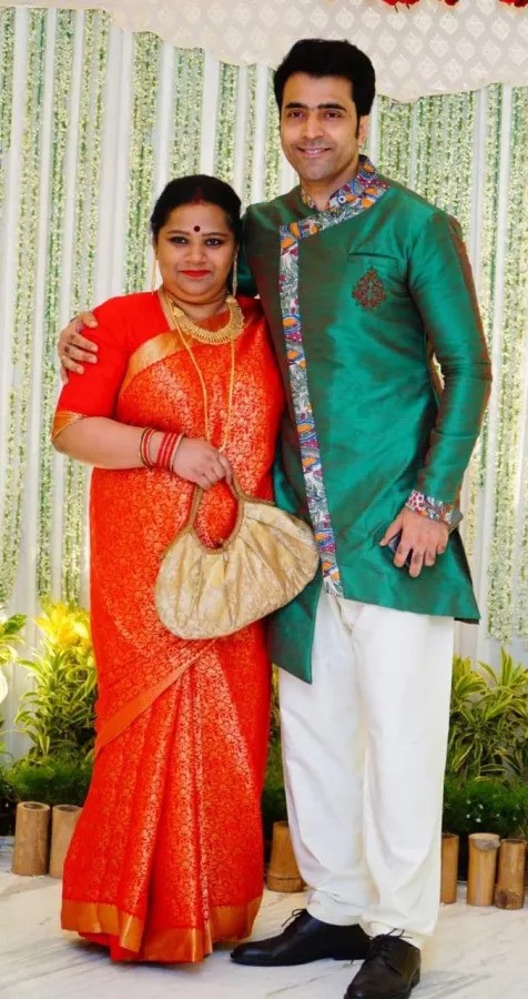 abir with his wife nandini